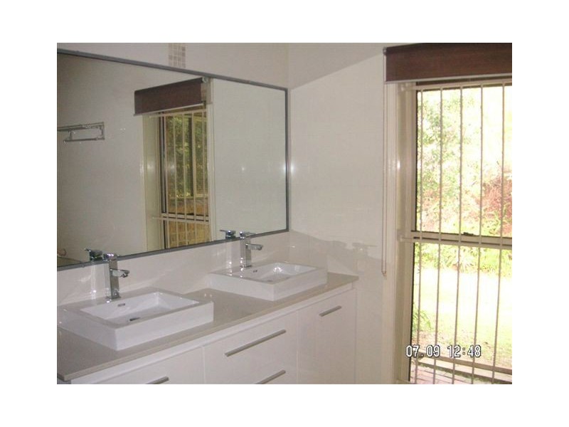 25 Adele Street, Bahrs Scrub QLD 4207