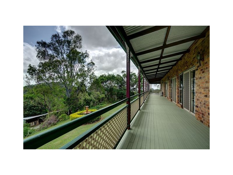 25 Adele Street, Bahrs Scrub QLD 4207