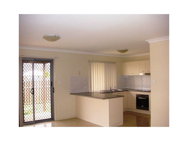 4 Crestwood Street, Bahrs Scrub QLD 4207