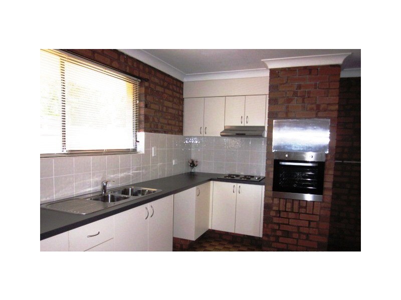 27 Cleves St, Beenleigh QLD 4207