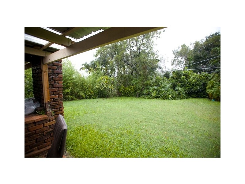 213 Upper Lyndale Street, Shailer Park QLD 4128
