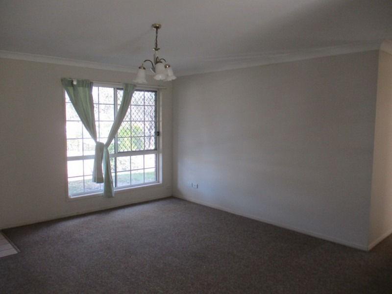 307 Mount Warren Blvd, Mount Warren Park QLD 4207