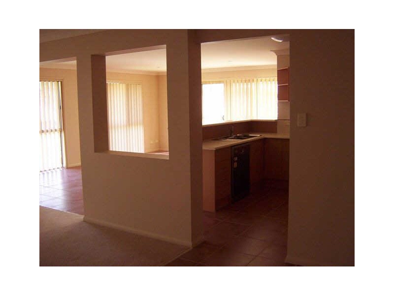 19 Denton St, Upper Coomera QLD 4209