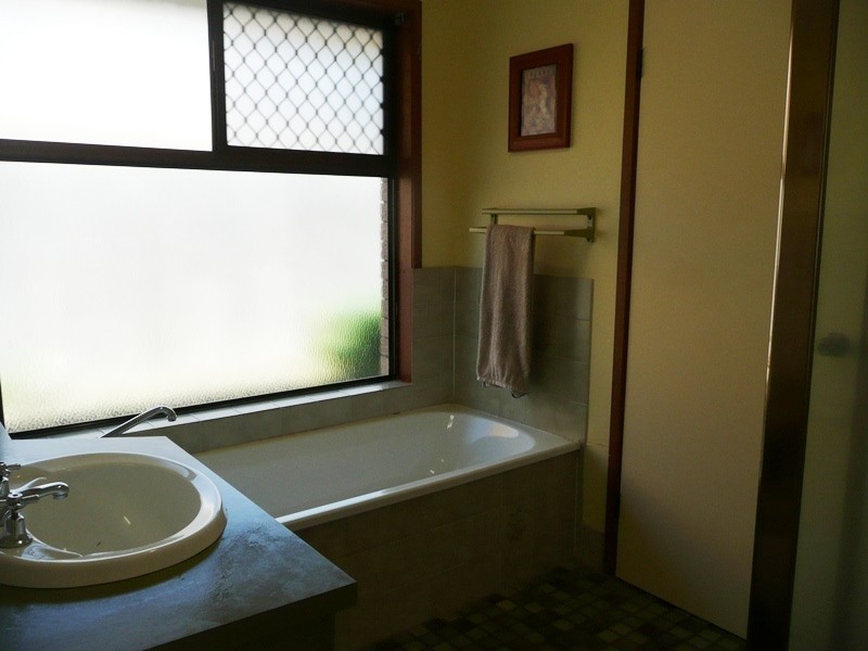 Mount Warren Park QLD 4207