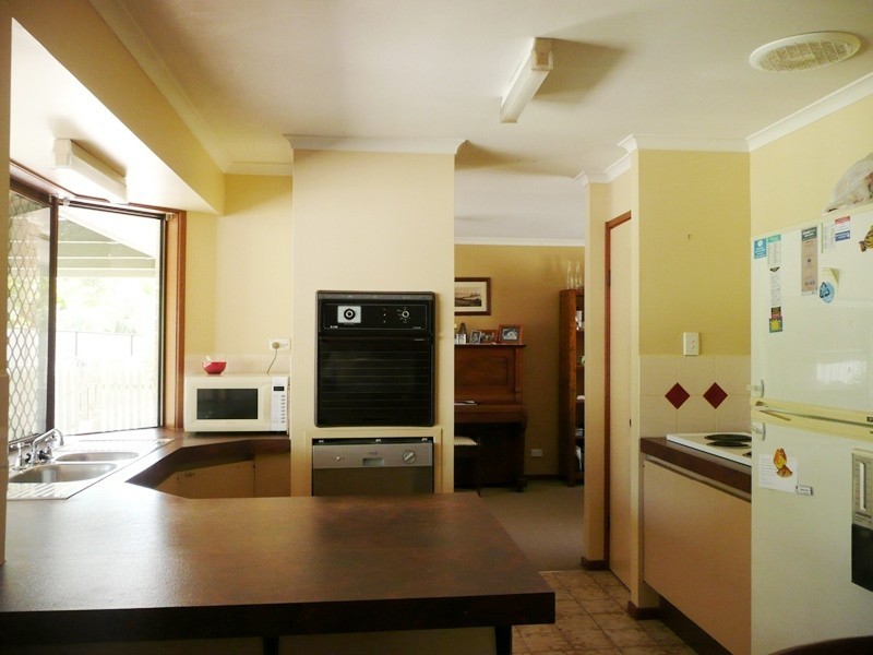 Mount Warren Park QLD 4207