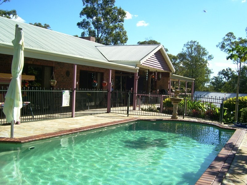 Logan Village QLD 4207