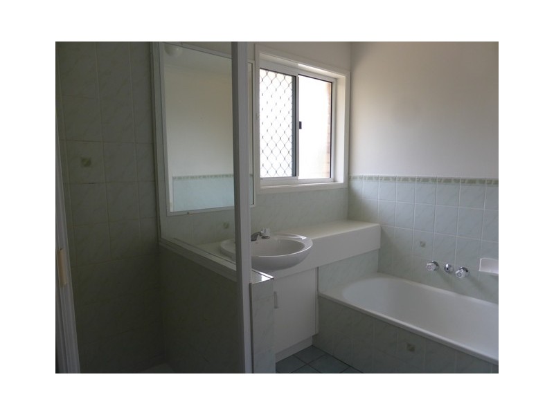 5 Murray Place, Eagleby QLD 4207
