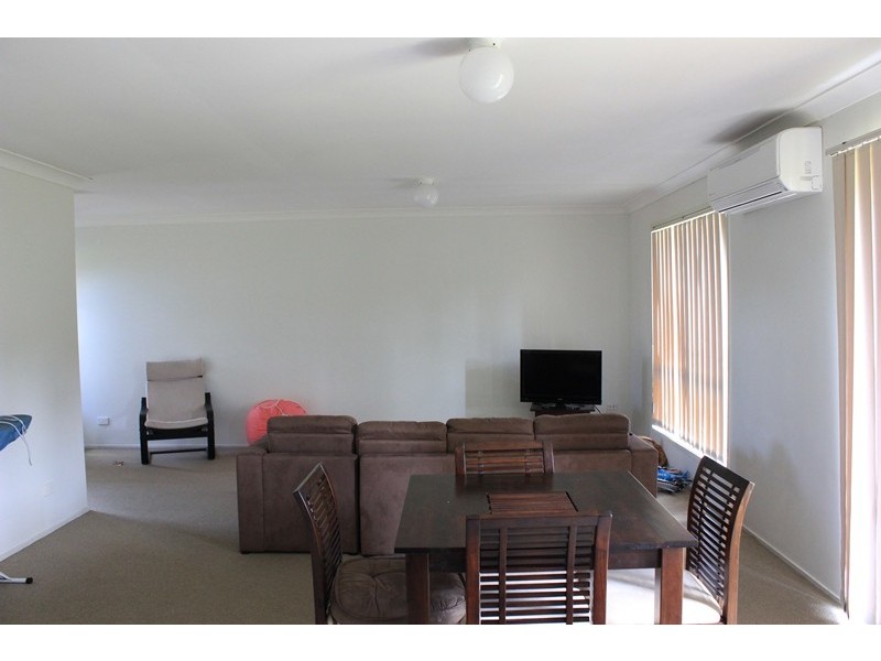 Edens Landing QLD 4207