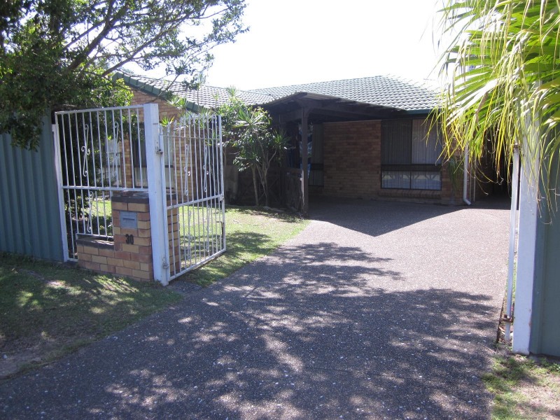 30 Yorkshire Cres, Mount Warren Park QLD 4207