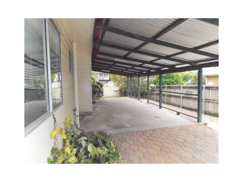 2 Pioneer Crt, Eagleby QLD 4207
