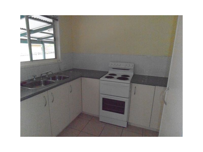 2 Pioneer Crt, Eagleby QLD 4207