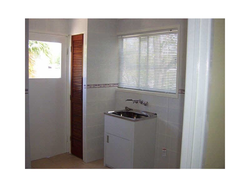 2 Pioneer Crt, Eagleby QLD 4207