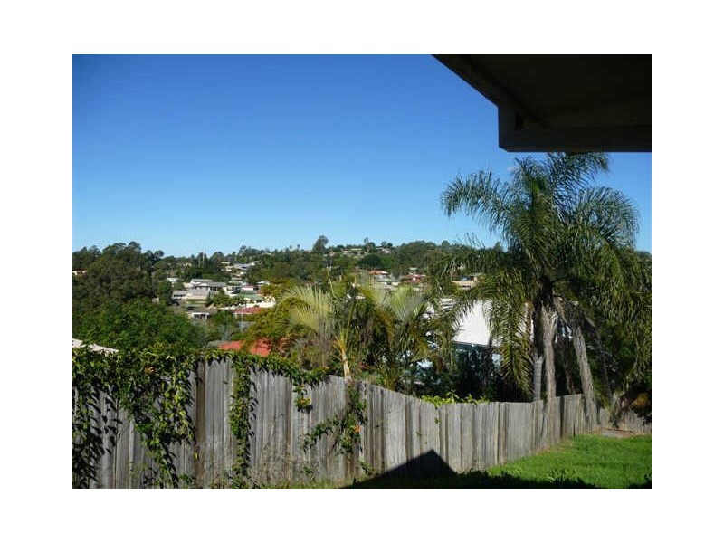 10 Sussanah Tce, Edens Landing QLD 4207