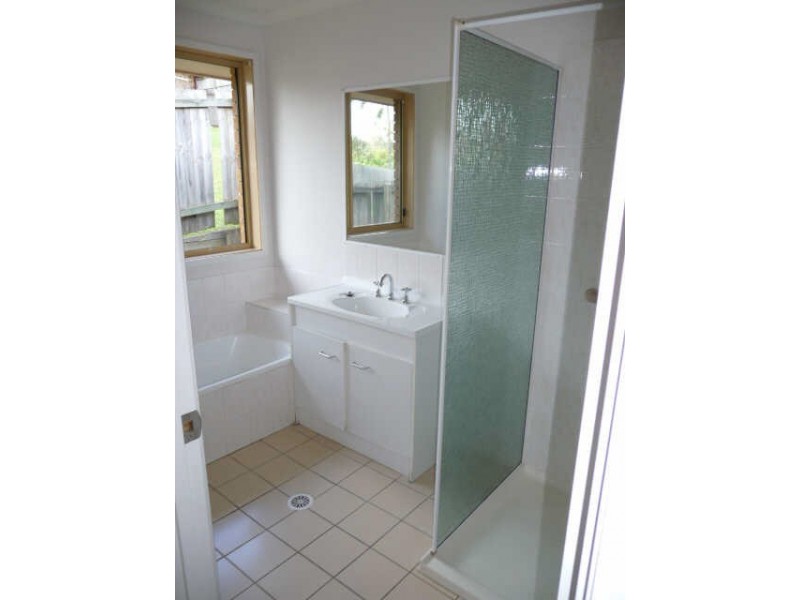 10 Sussanah Tce, Edens Landing QLD 4207