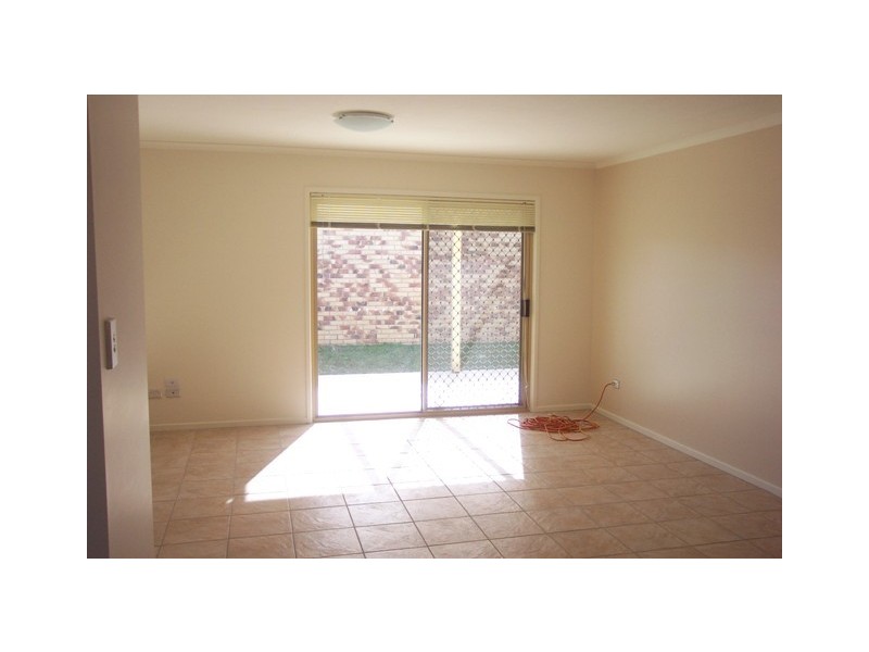 3 Dowling Cres, Eagleby QLD 4207