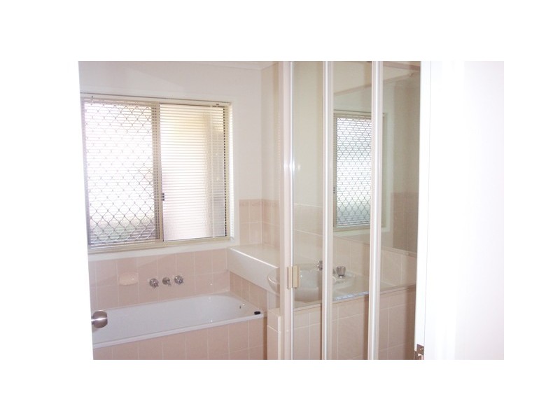 3 Dowling Cres, Eagleby QLD 4207