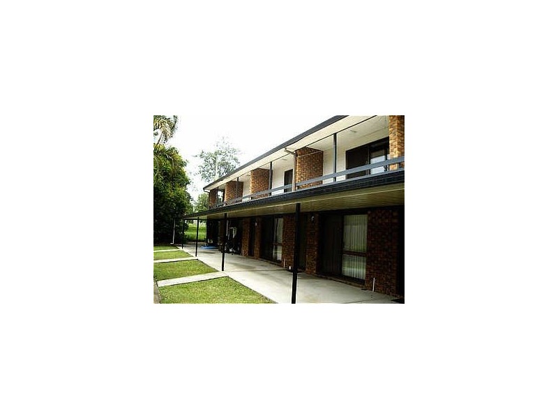 4/4 Coral St, Beenleigh QLD 4207