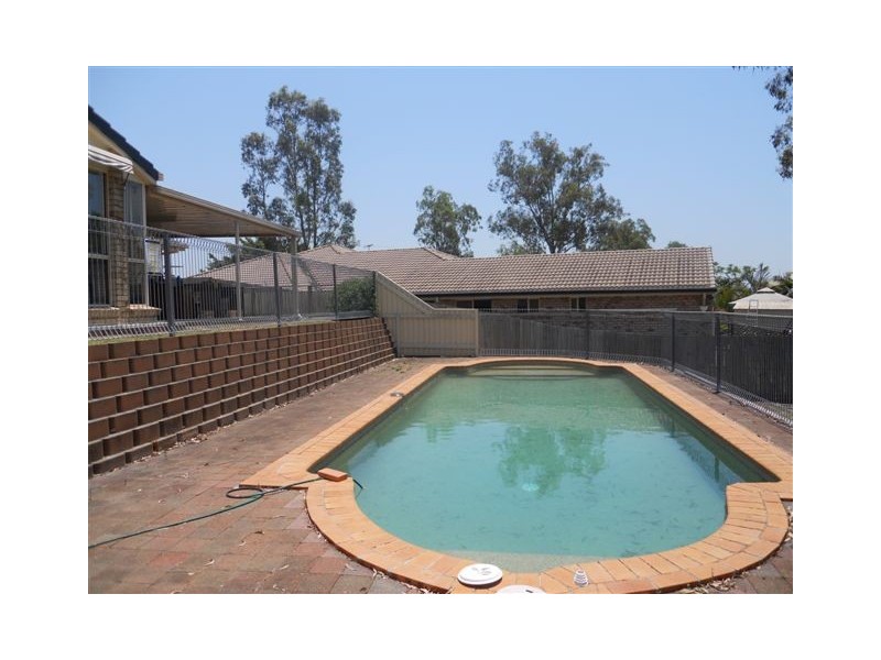 Edens Landing QLD 4207