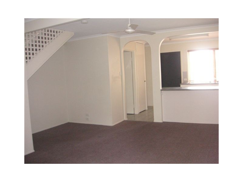 40/15 Pine Ave, Beenleigh QLD 4207