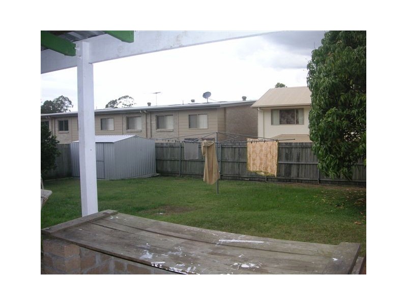 10 Rinto Drive, Eagleby QLD 4207