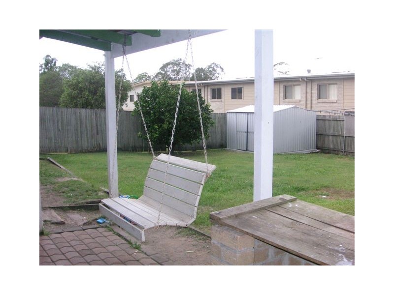 10 Rinto Drive, Eagleby QLD 4207