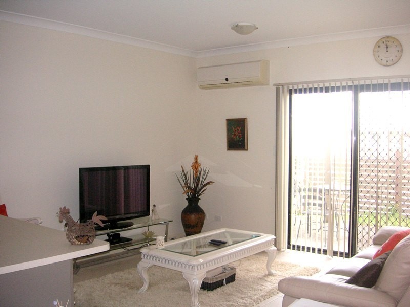 2/2 Millstream Retreat, Waterford QLD 4133