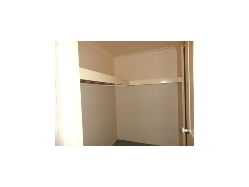 11 Edens Close, Edens Landing QLD 4207