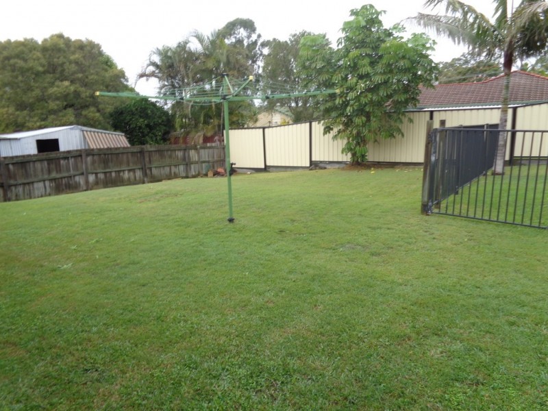 8 Seymour Crt, Eagleby QLD 4207