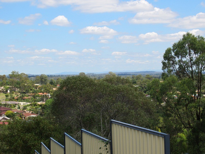 16 Nexus Close, Edens Landing QLD 4207