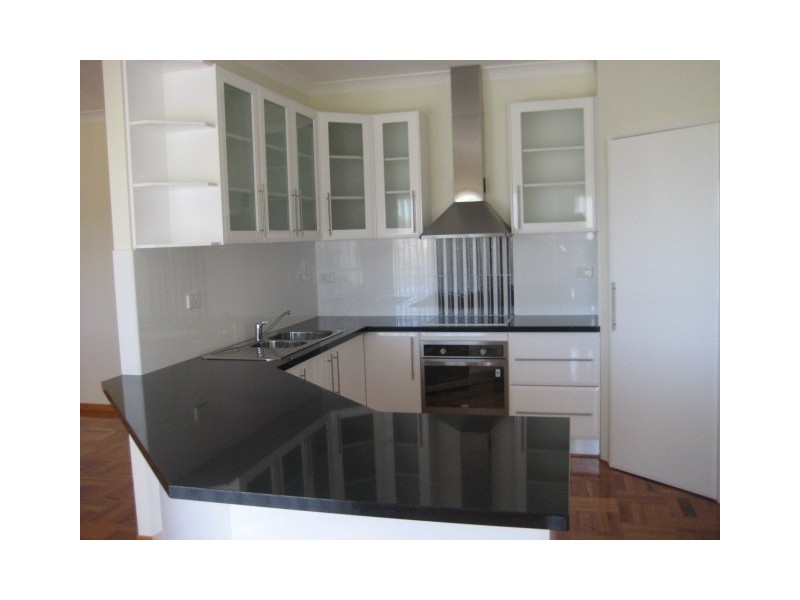 16 Nexus Close, Edens Landing QLD 4207