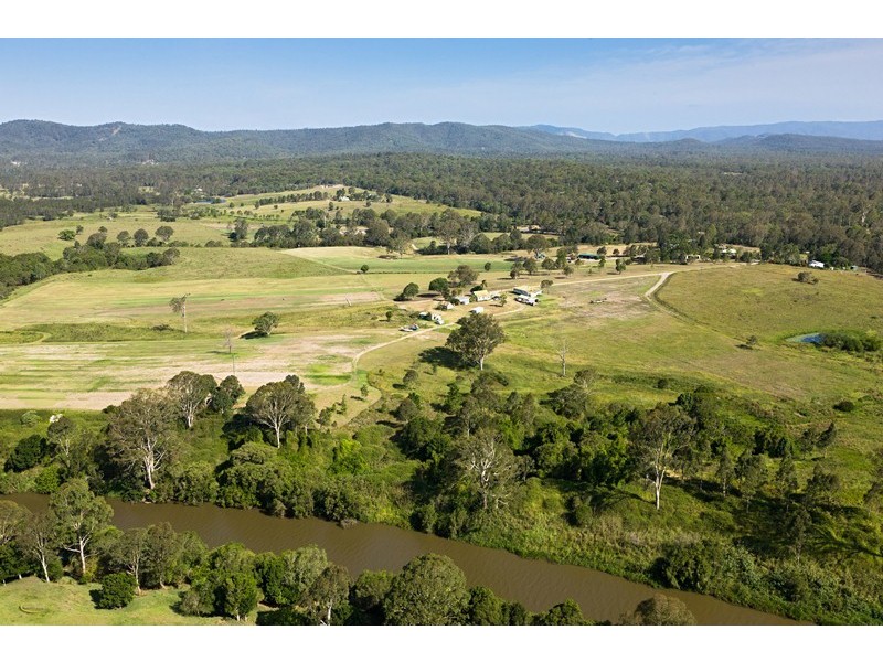 Buccan QLD 4207