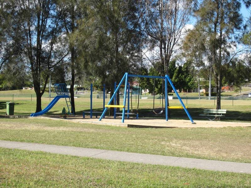 165 Castile Crescent, Edens Landing QLD 4207