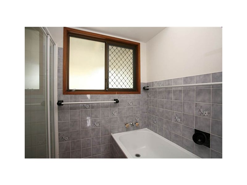 12 Bow Street, Waterford QLD 4133