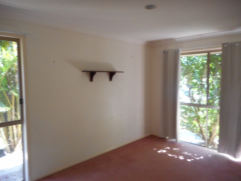 10 Tavuzzi Tce, Edens Landing QLD 4207