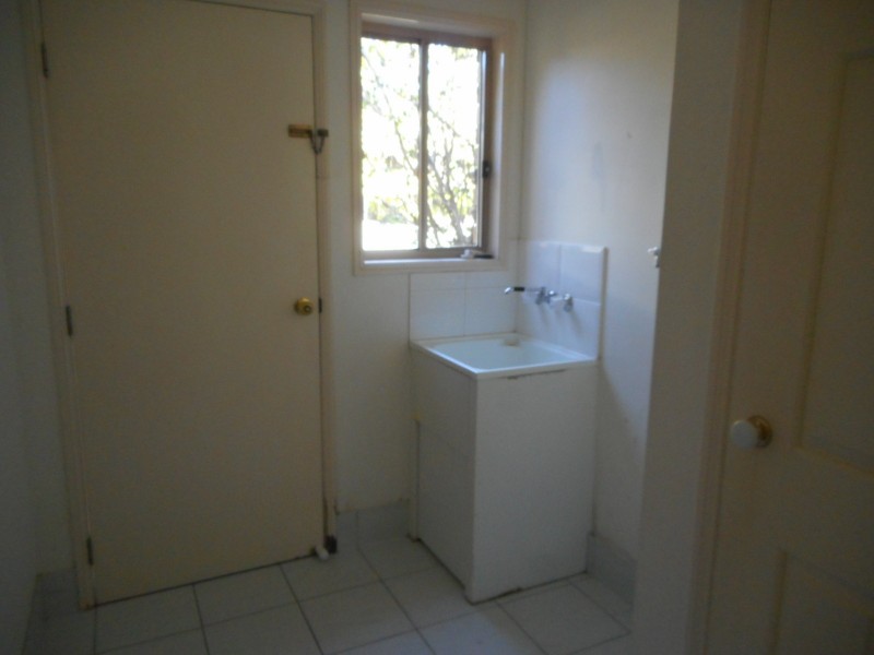 10 Tavuzzi Tce, Edens Landing QLD 4207