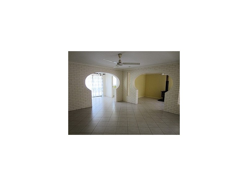 30 Yorkshire Cres, Mount Warren Park QLD 4207