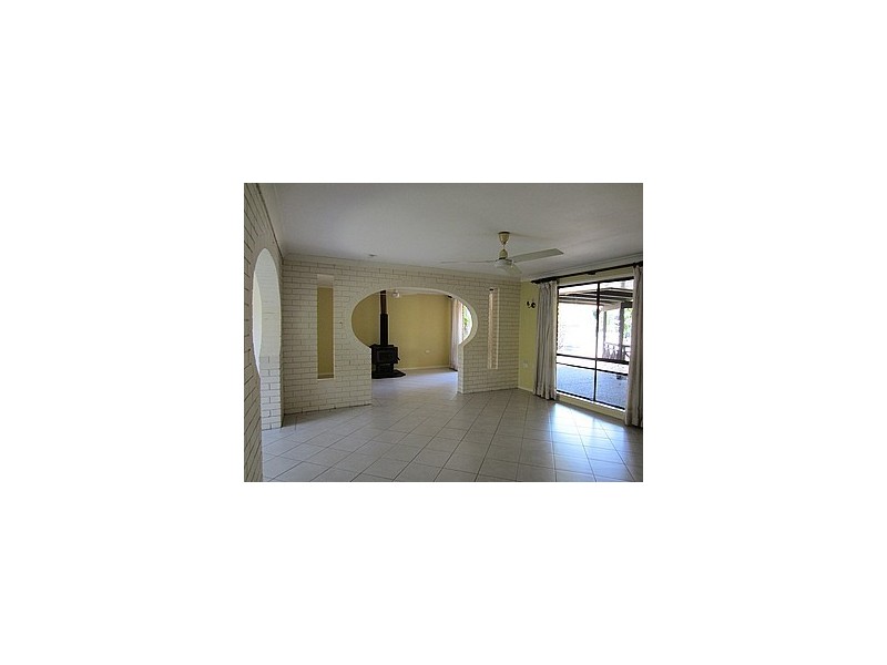 30 Yorkshire Cres, Mount Warren Park QLD 4207