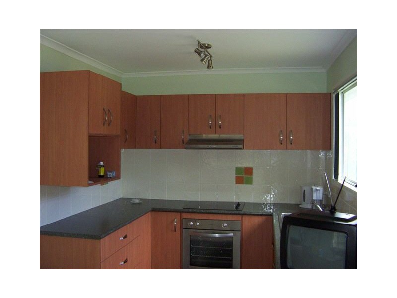 4 Edward Street, Loganlea QLD 4131