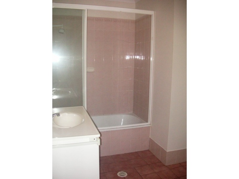 18/5 Delanty Court, Edens Landing QLD 4207