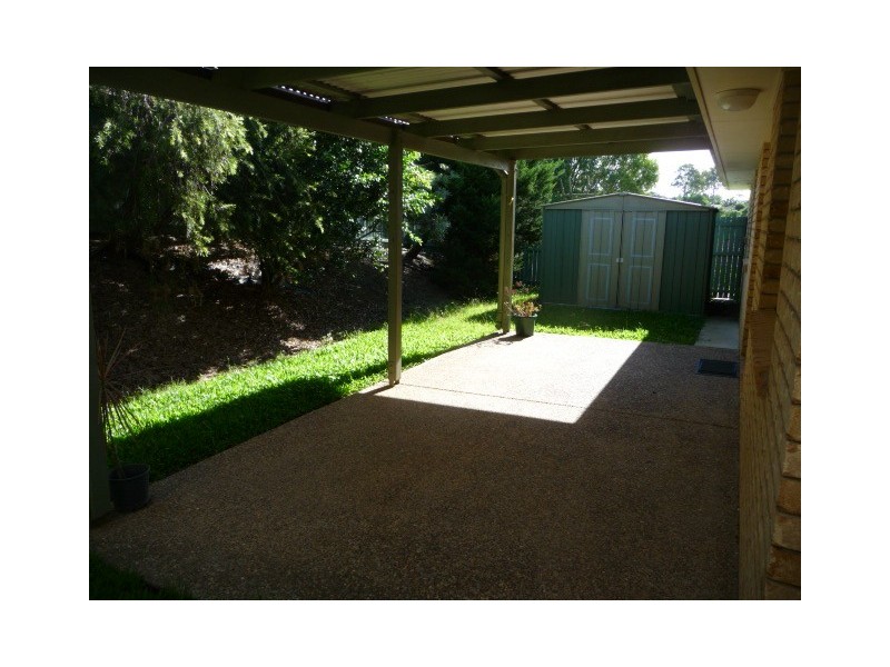 40 Grove Rd, Edens Landing QLD 4207