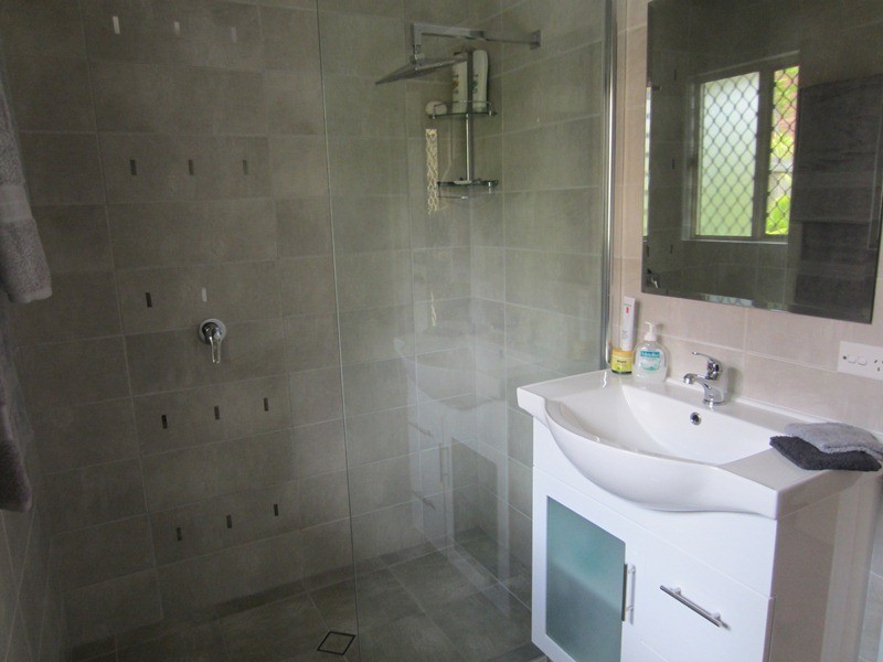 Edens Landing QLD 4207