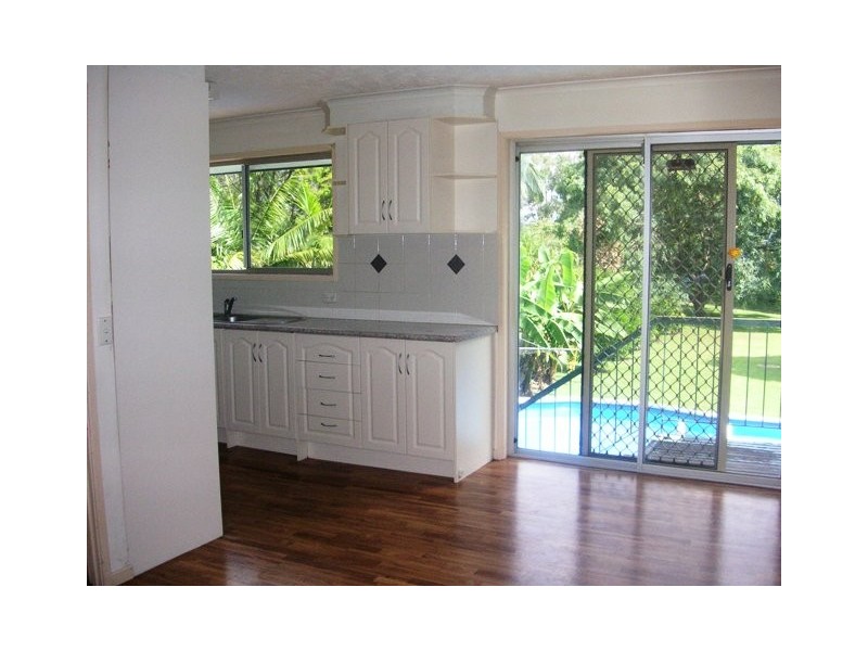 13 Bompa Rd, Waterford West QLD 4133