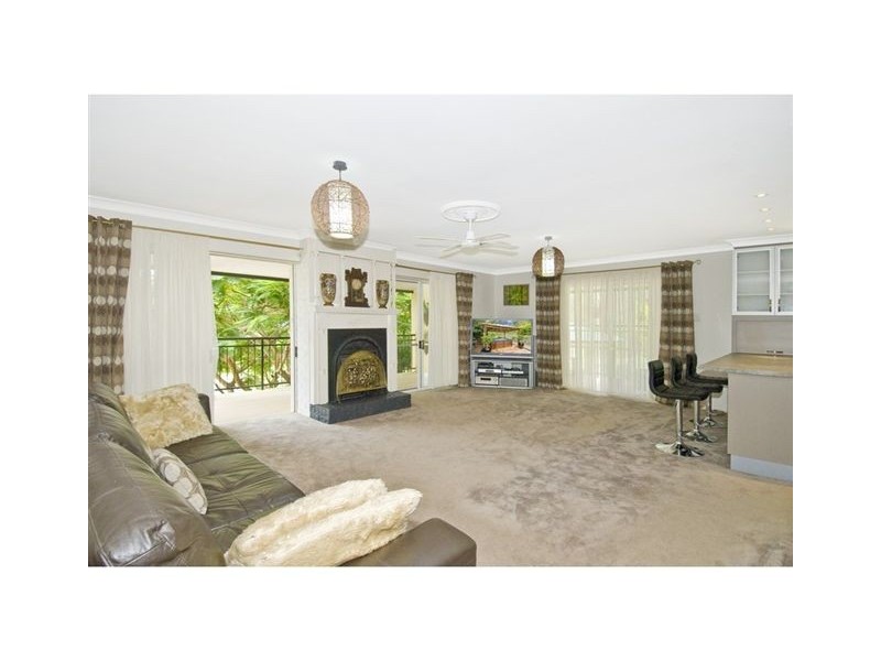 16 Rae Crt, Mount Warren Park QLD 4207