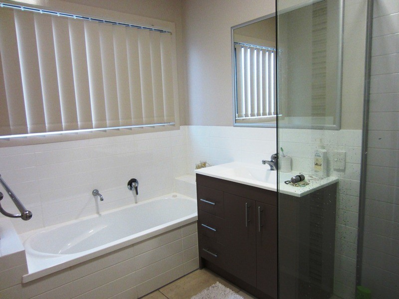 43 Mossman Pde, Waterford QLD 4133