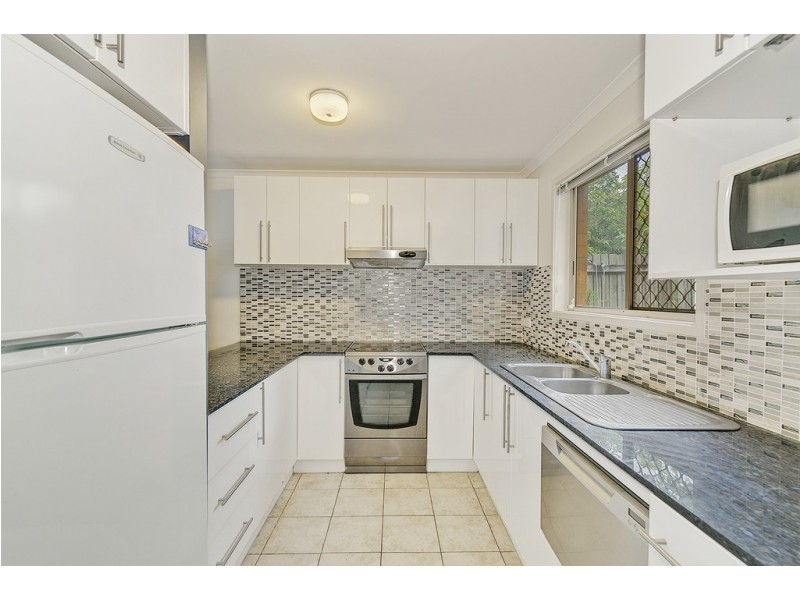 3/6 Pendlebury Ct, Edens Landing QLD 4207