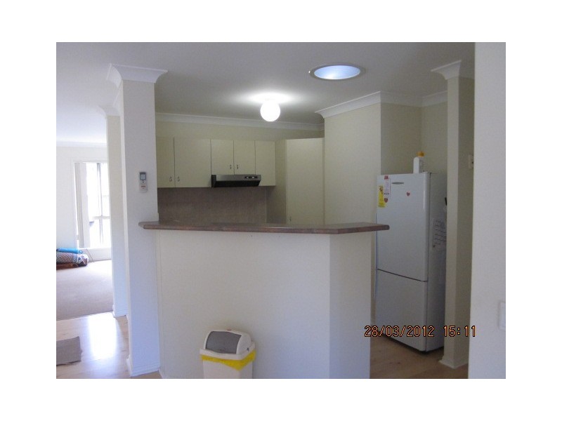 64 KUNUNURRA CRES, Shailer Park QLD 4128