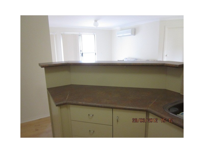 64 KUNUNURRA CRES, Shailer Park QLD 4128