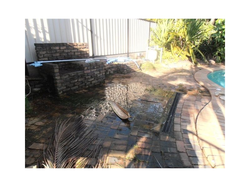 9 Fumitery Crt, Shailer Park QLD 4128