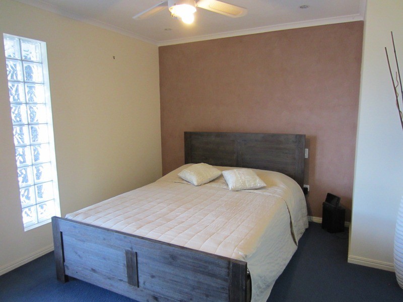 Mount Warren Park QLD 4207