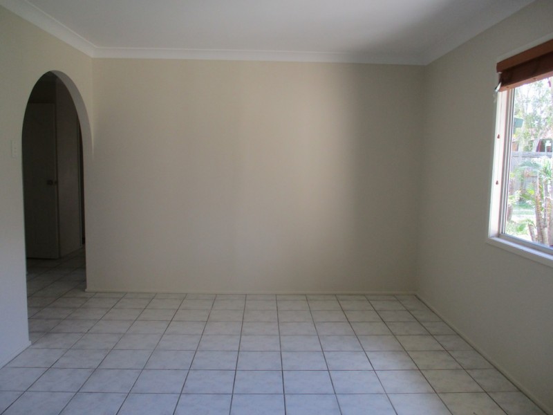 1 Sylvia Street, Loganlea QLD 4131